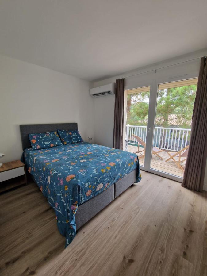 Apartment Fiori Di Cala Rossa *